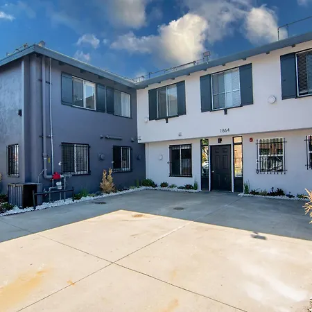 Aparthotel Casas On Cordova Street